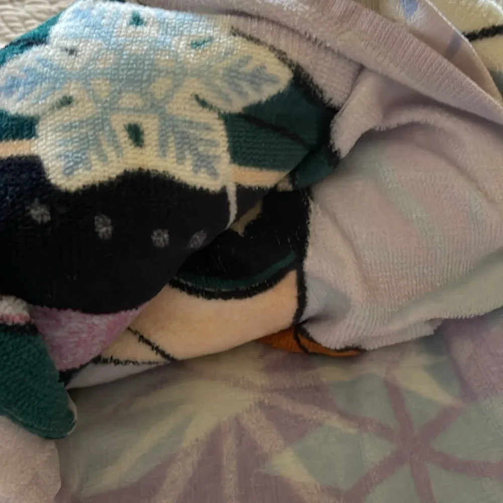 Frozen towel Elsa